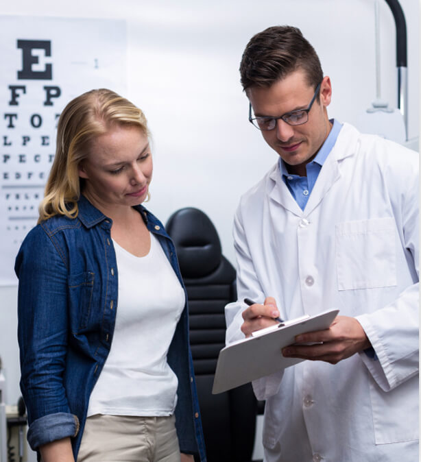 patient and doctor having a conversation